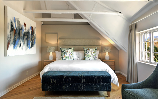 Mirabelle Bed and Breakfast Guest House