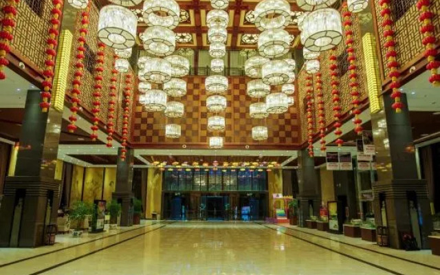 Guangyuan Empress Hot Spring Hotel