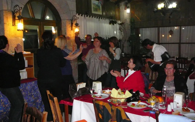 Assos Kadırga Otel