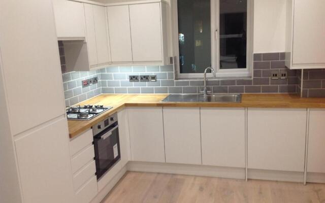 Classic Brixton City Apartment
