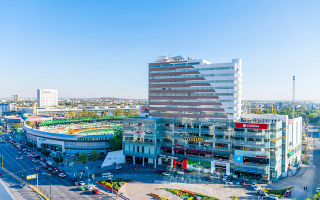 Hotel Plaza Stadium