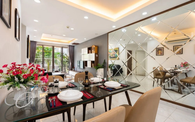 Scenic Valley By Dhome