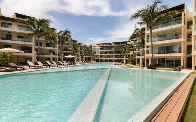 Elements Penthouse 14 3 Bedroom Condo by RedAwning