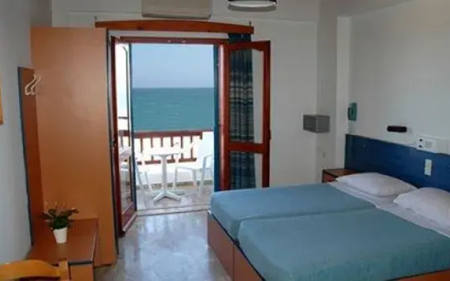 Vlachakis Beach Hotel