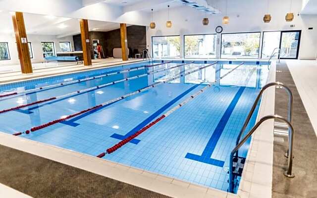 J&J Sport Center