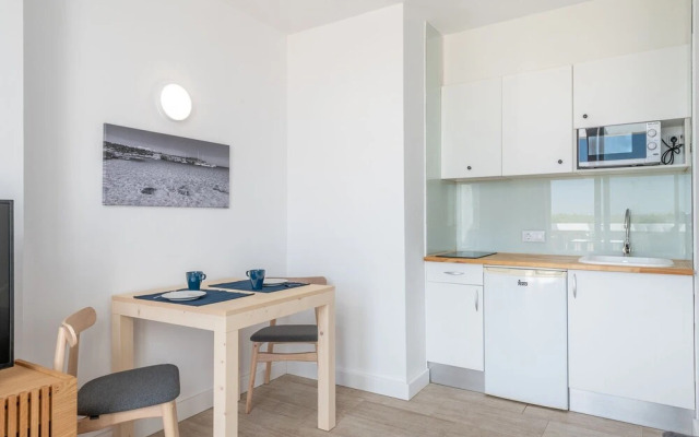 Orange Colom Seaside Apartments