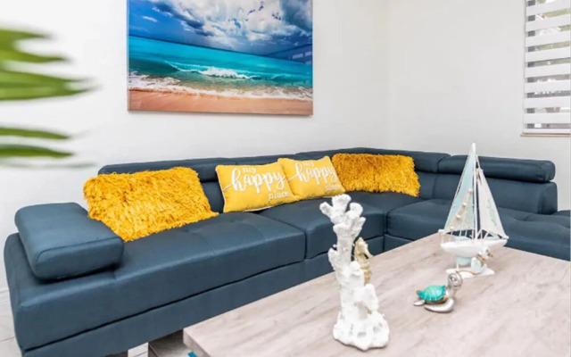 Casalinda - Hollywood Florida