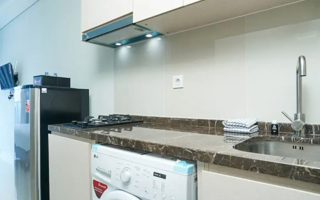 Simply Furnished Studio Apartment at Puri Mansion