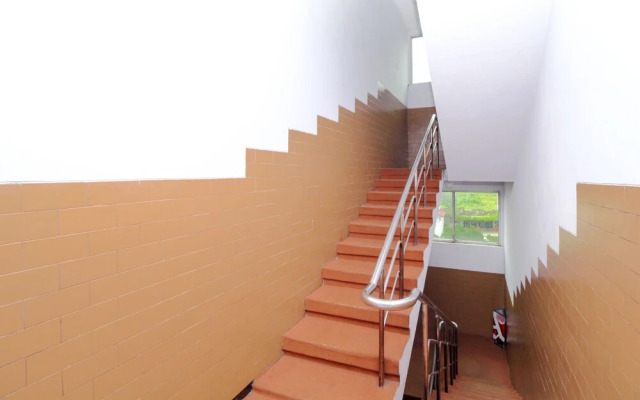 Airy Kaliwates Hayam Wuruk 38 Jember