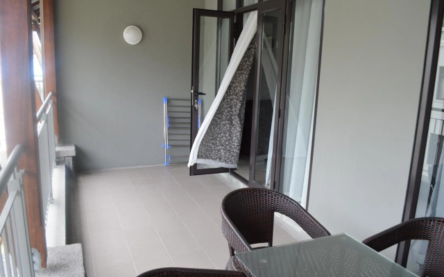 Apartment No 18 - West Terraces