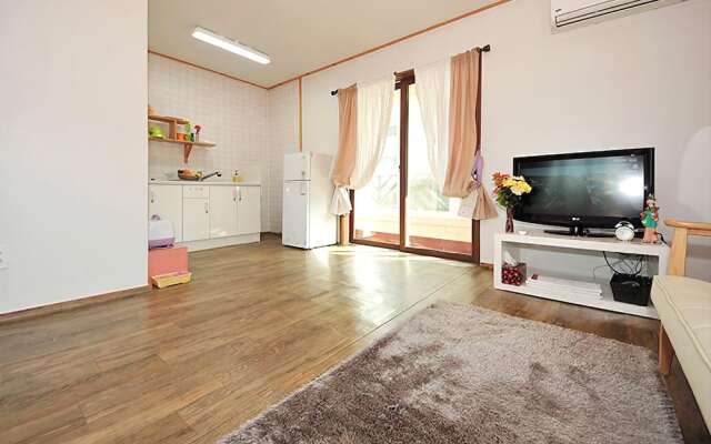 Tongyeong Happy Sea Pension