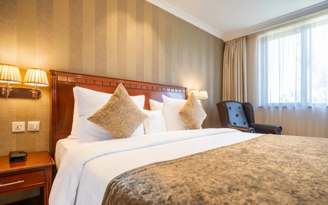 Sarova Woodlands Hotel