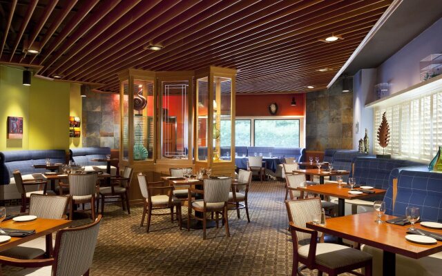Four Points by Sheraton Bakersfield