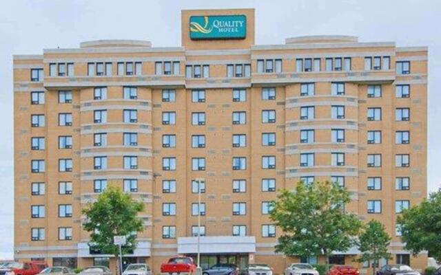 Quality Hotel & Suites Montreal East