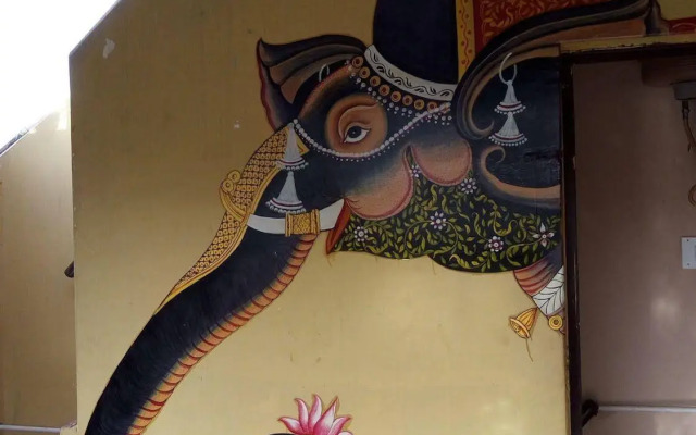 Shyam Palace Guest House