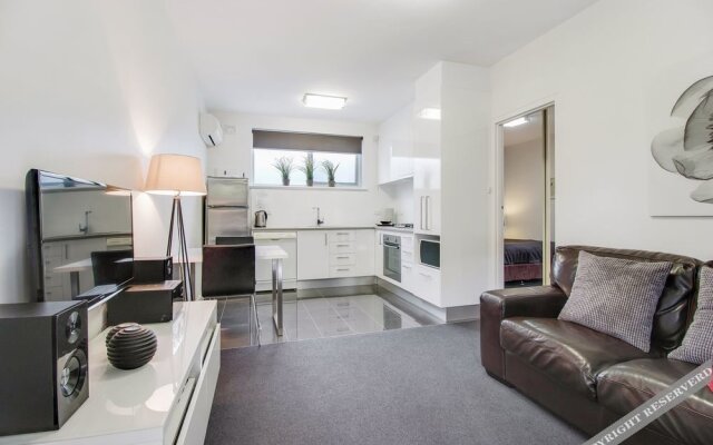 Adelaide DressCircle Apartments - Sussex St