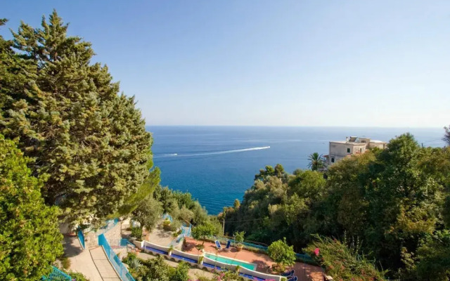 Villa Bijoux - Luxury Villa Sea View