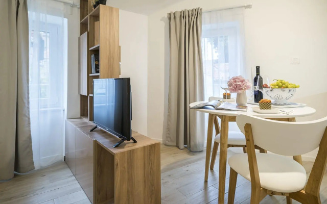 Studio Apartments Petar in old part of town