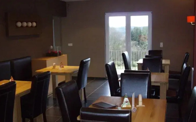 B&B Au Ptit Bonheur De La Cascade