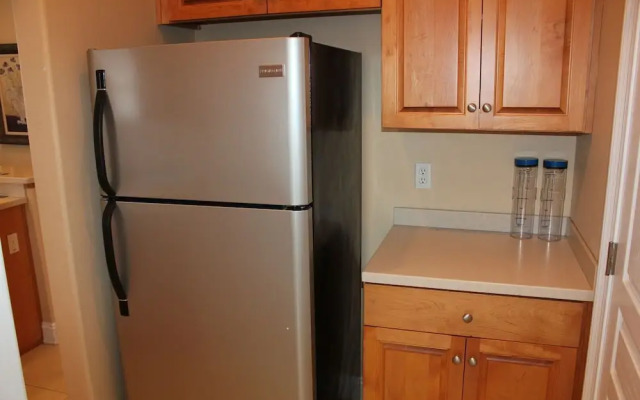 The Boat House by ALBVR