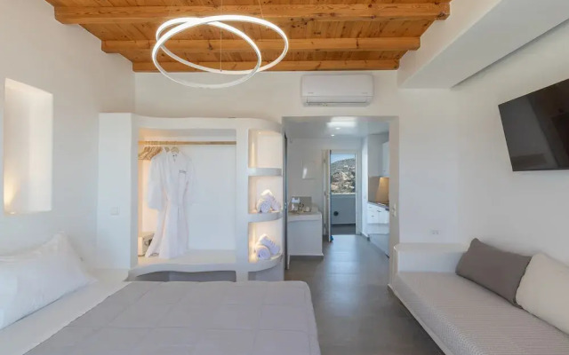 Sea & Stone Residence