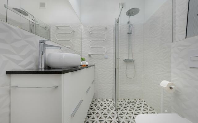Warsaw Turquoise Residence by Renters