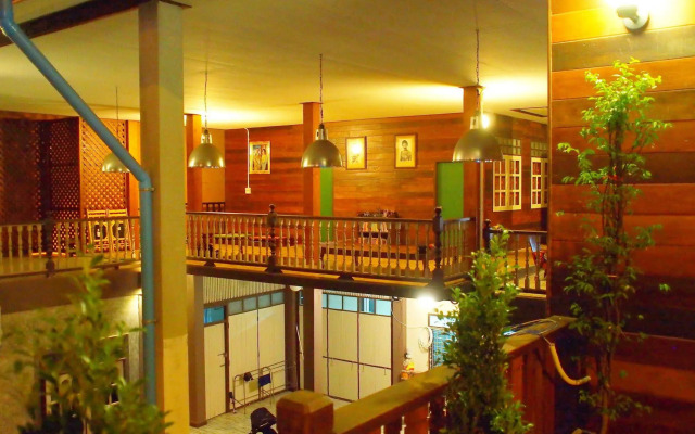 Chommuang Guest House