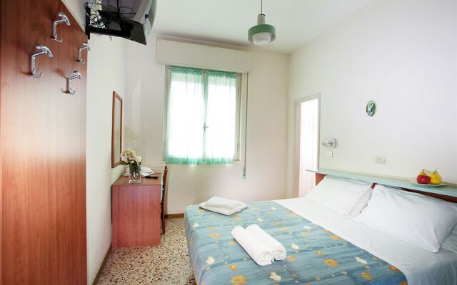 Hotel Trevi