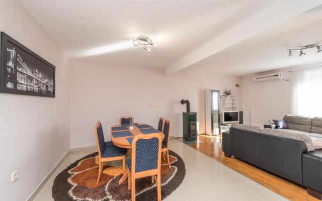 Holiday Home Ana