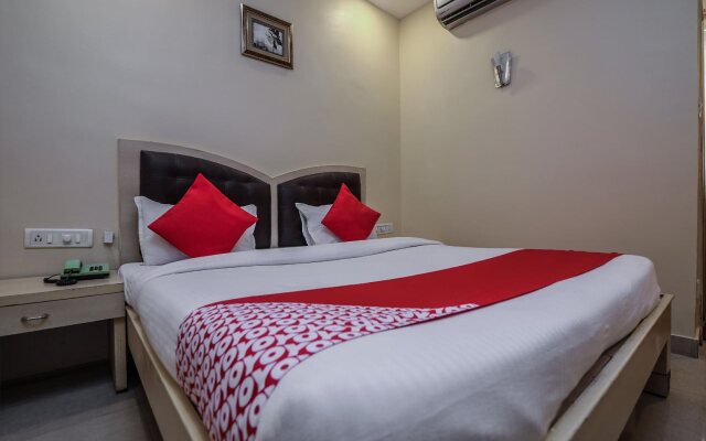Hotel Tourist Palace