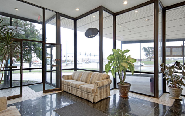 Americas Best Value Inn - Springfield / Glenstone