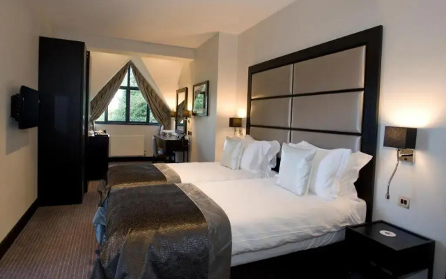 The Lodge at Kingswood