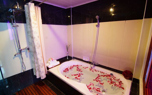 Shwe Ingyinn Hotel