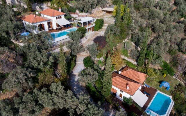 Elia Pilio Villas