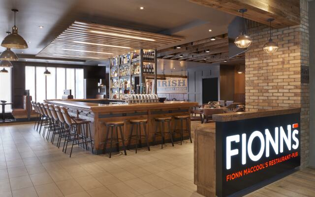 Four Points by Sheraton Toronto Airport East
