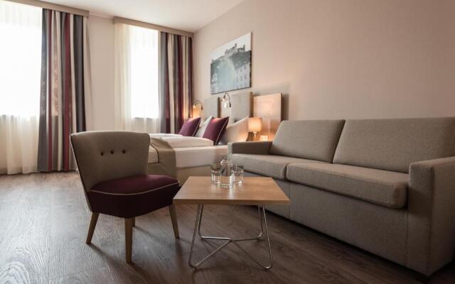 Hotel Max 70