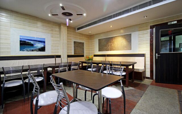 OYO 5539 Merit Hotel