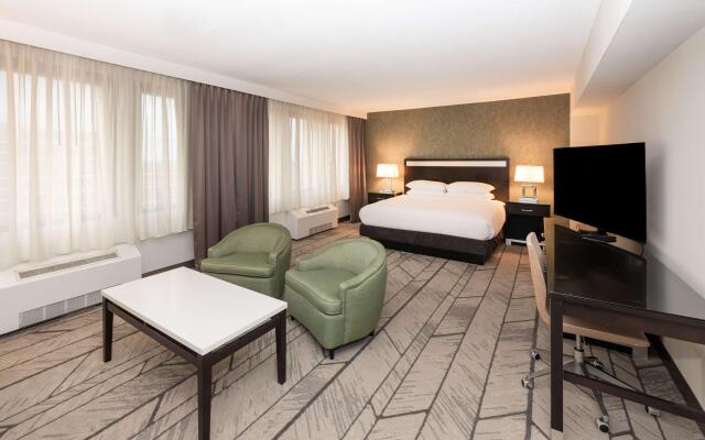 DoubleTree by Hilton Newark Penn Station