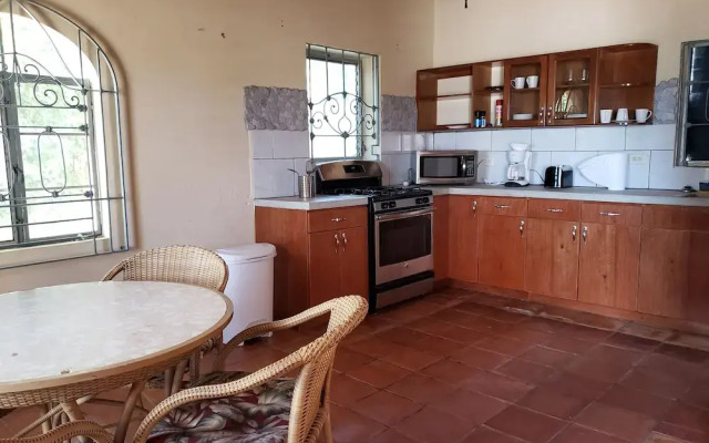 Little Indigo Apartments