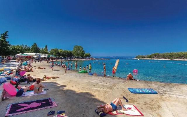 Nice Apartment in Punat With Wifi
