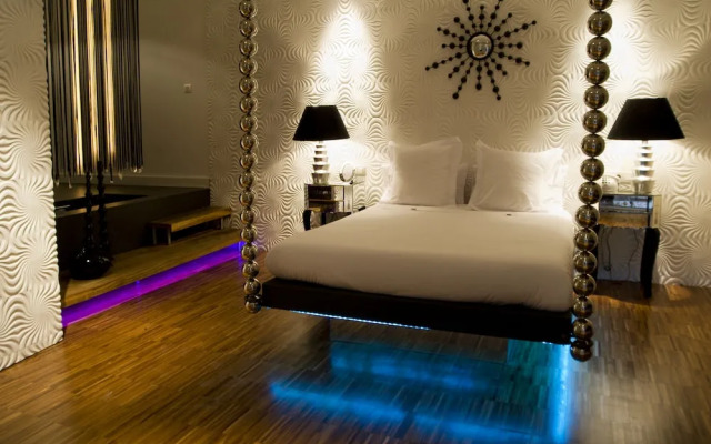 Abalu Boutique Suites & Residences