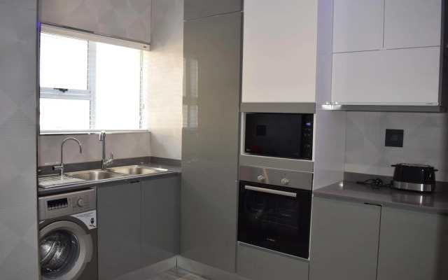 Aya Luxury Apartment 84