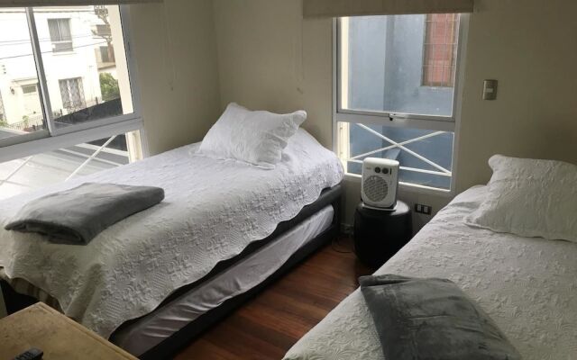 The White House Suites