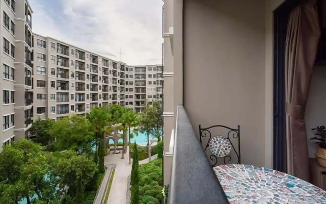 Lacasita Huahin Near beach