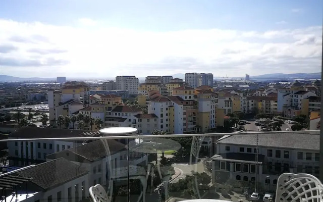 Island Letting-Crystal towers