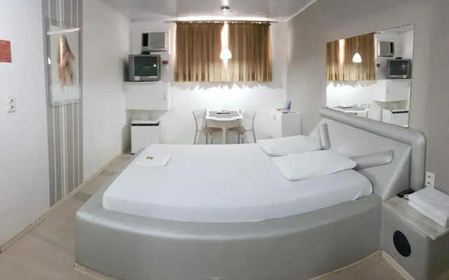 L'acqua Motel Express