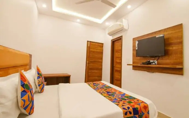Fabhotel Ambassador