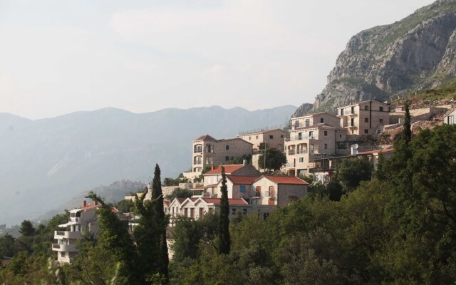 Olive Resort