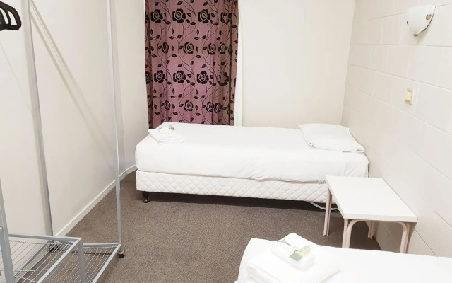 Middlemore Motel