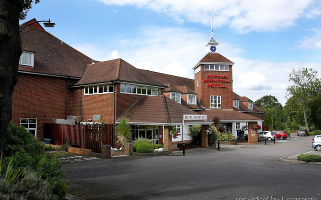 Potters International Hotel